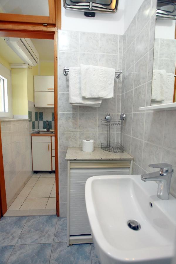 בפורטורוז Dino Studio And Room Apartments מראה חיצוני תמונה